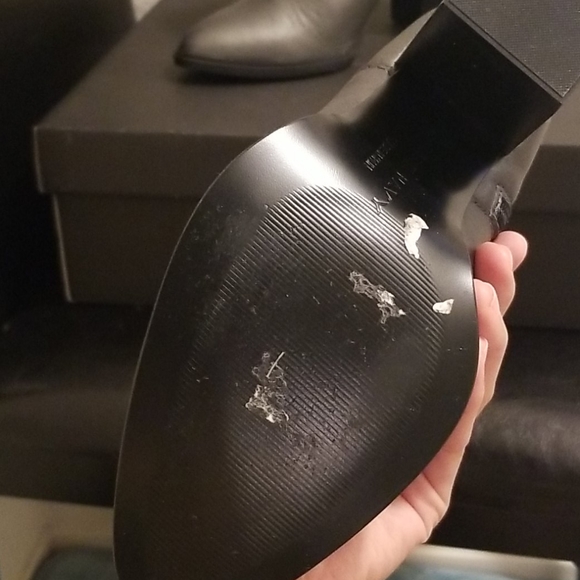 New gray boots - Picture 3 of 4